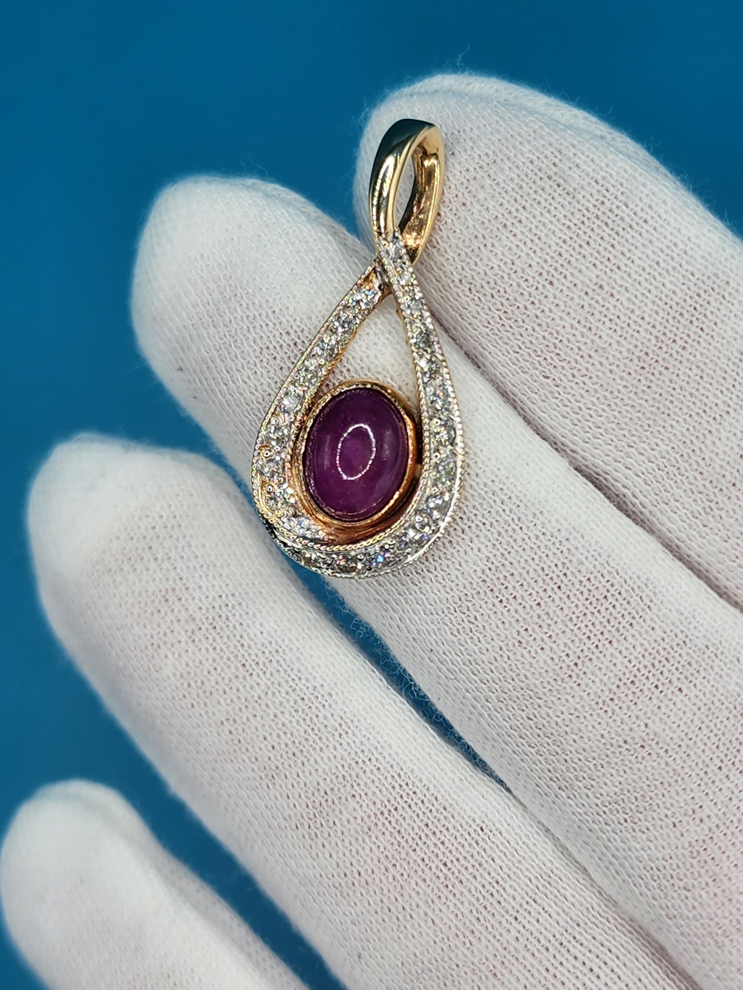 Ruby and Diamond Pendant in 14k Yellow Gold
