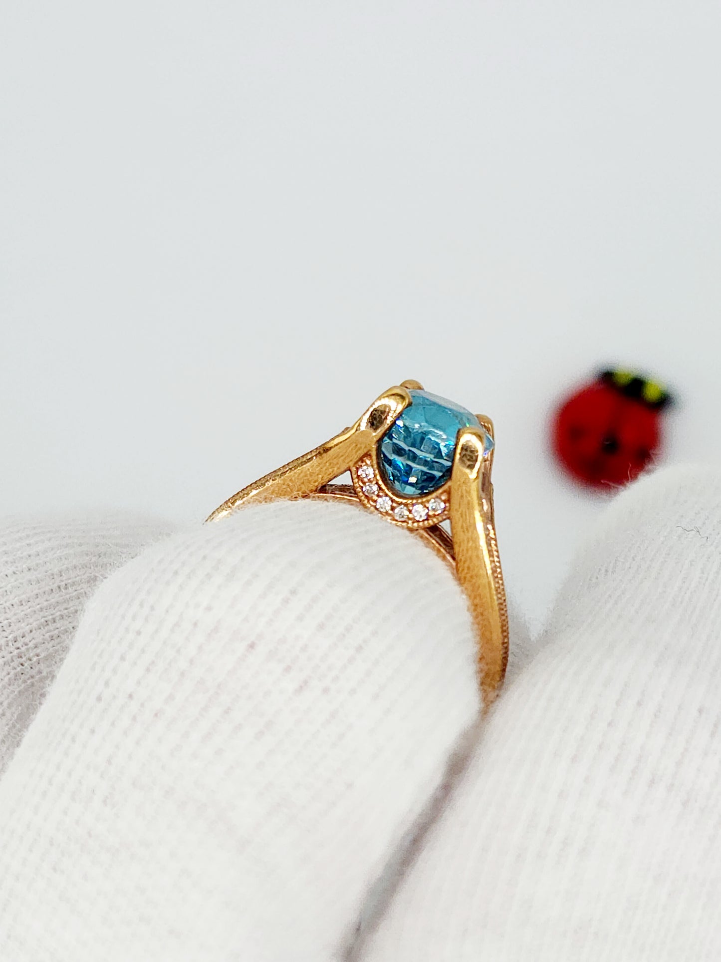 Ladies Ring with Blue Zircon in 14k Rose Gold