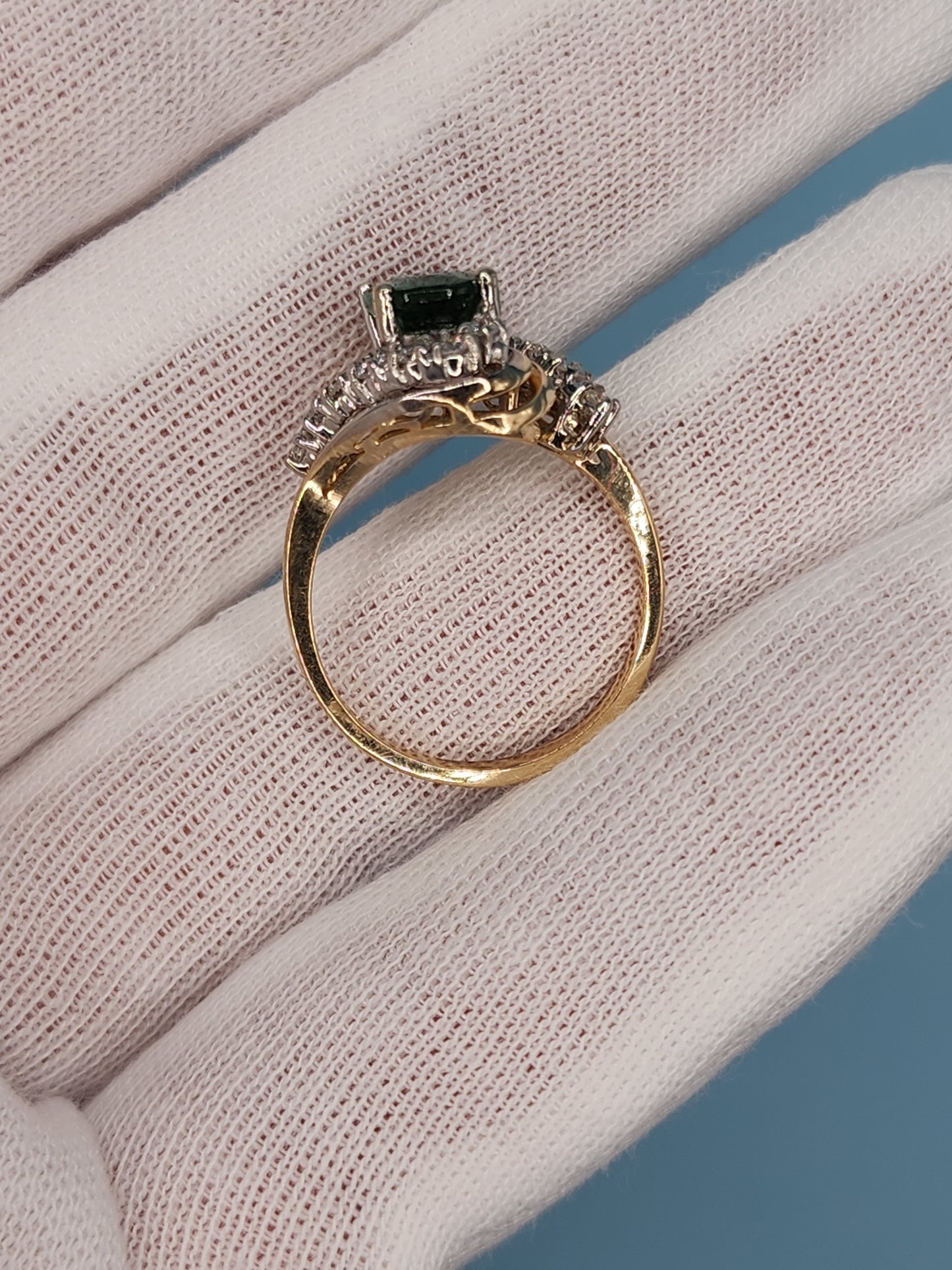 Light Green Tourmaline Ring with Diamonds in Rose and White Gold