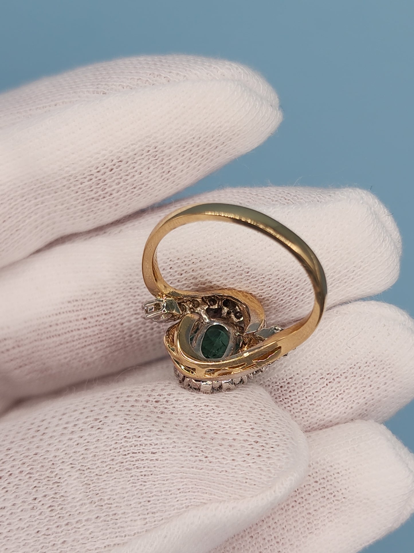 Light Green Tourmaline Ring with Diamonds in Rose and White Gold