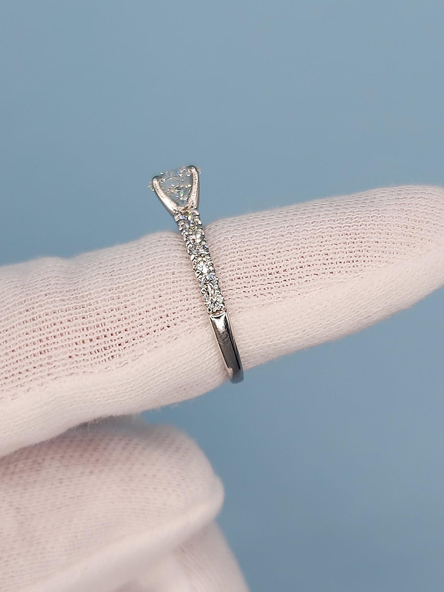0.90 ct Natural Diamond French Pavé Ring in 14k White Gold