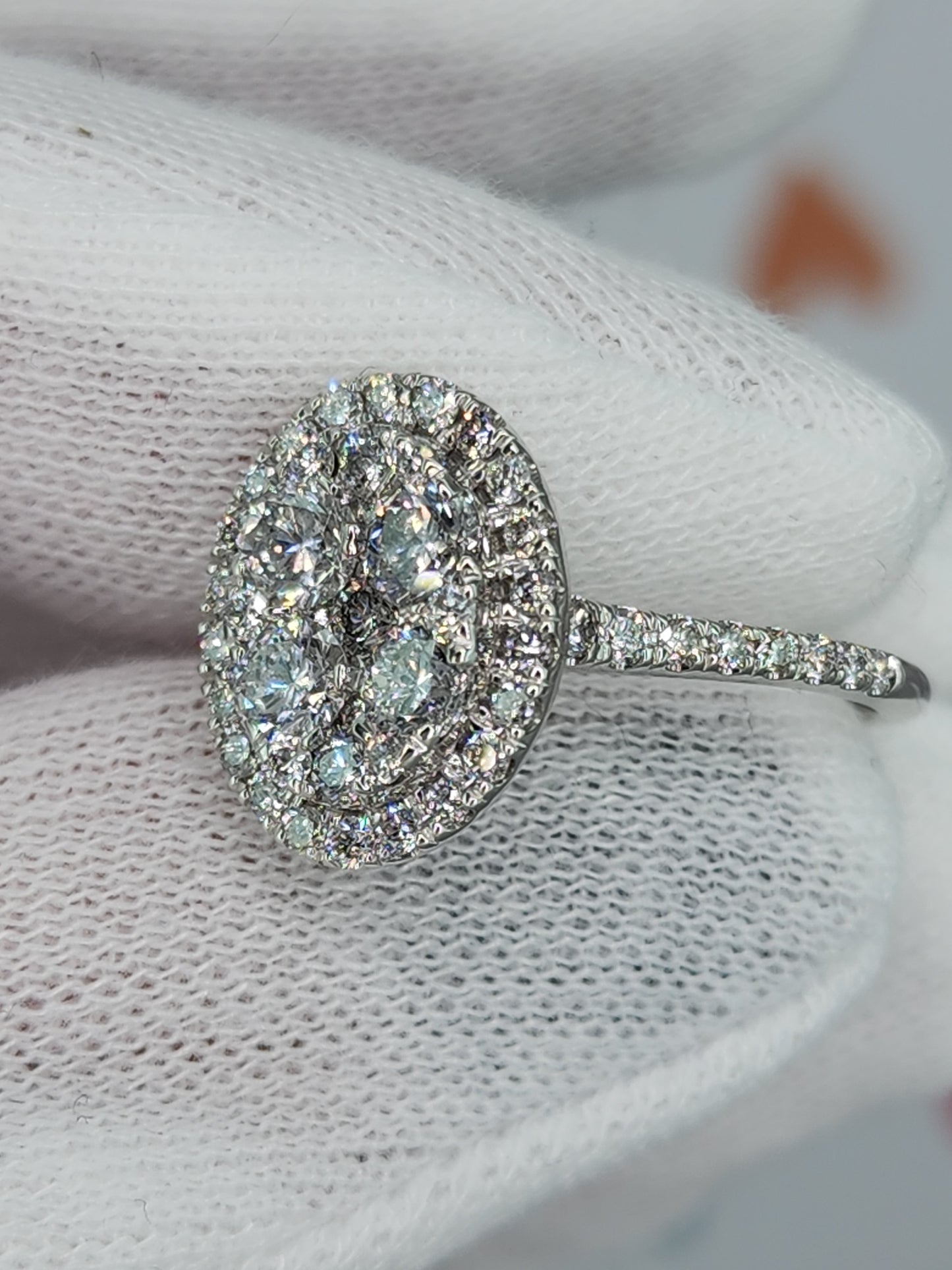 1 ct Round Diamond Oval Shape Cluster Ring in 14k White Gold