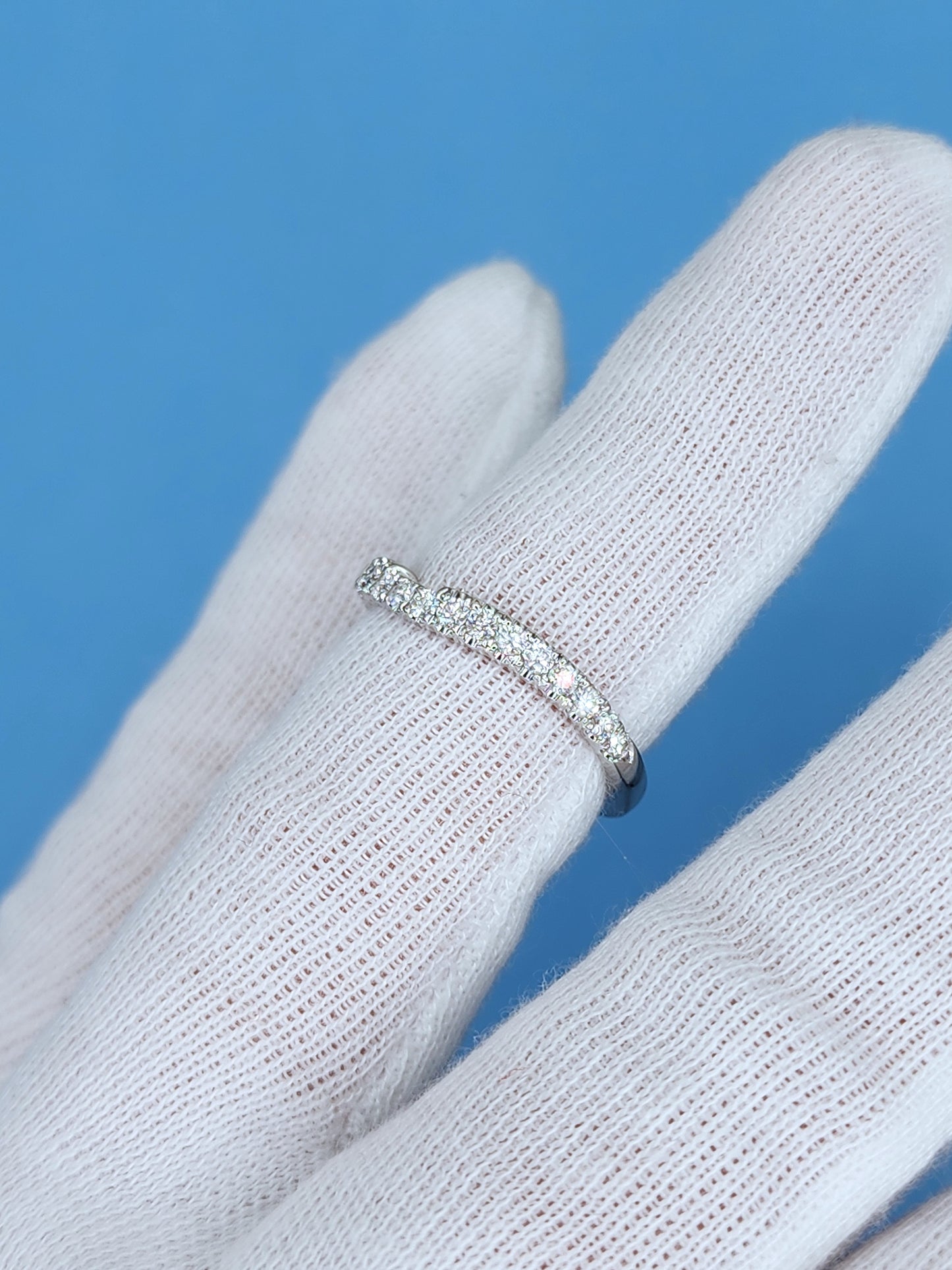 Neil Lane 1.02 ct Cushion Cut Diamond Halo Engagement Ring and Matching Wedding Band Set in 14k White Gold