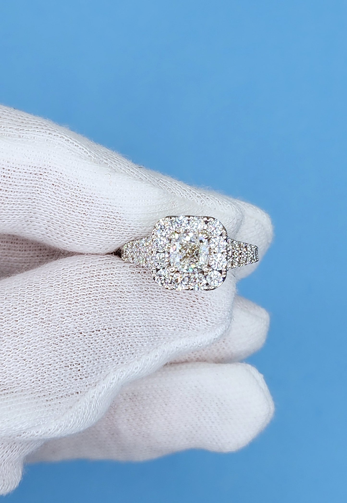 Neil Lane 1.02 ct Cushion Cut Diamond Halo Engagement Ring and Matching Wedding Band Set in 14k White Gold