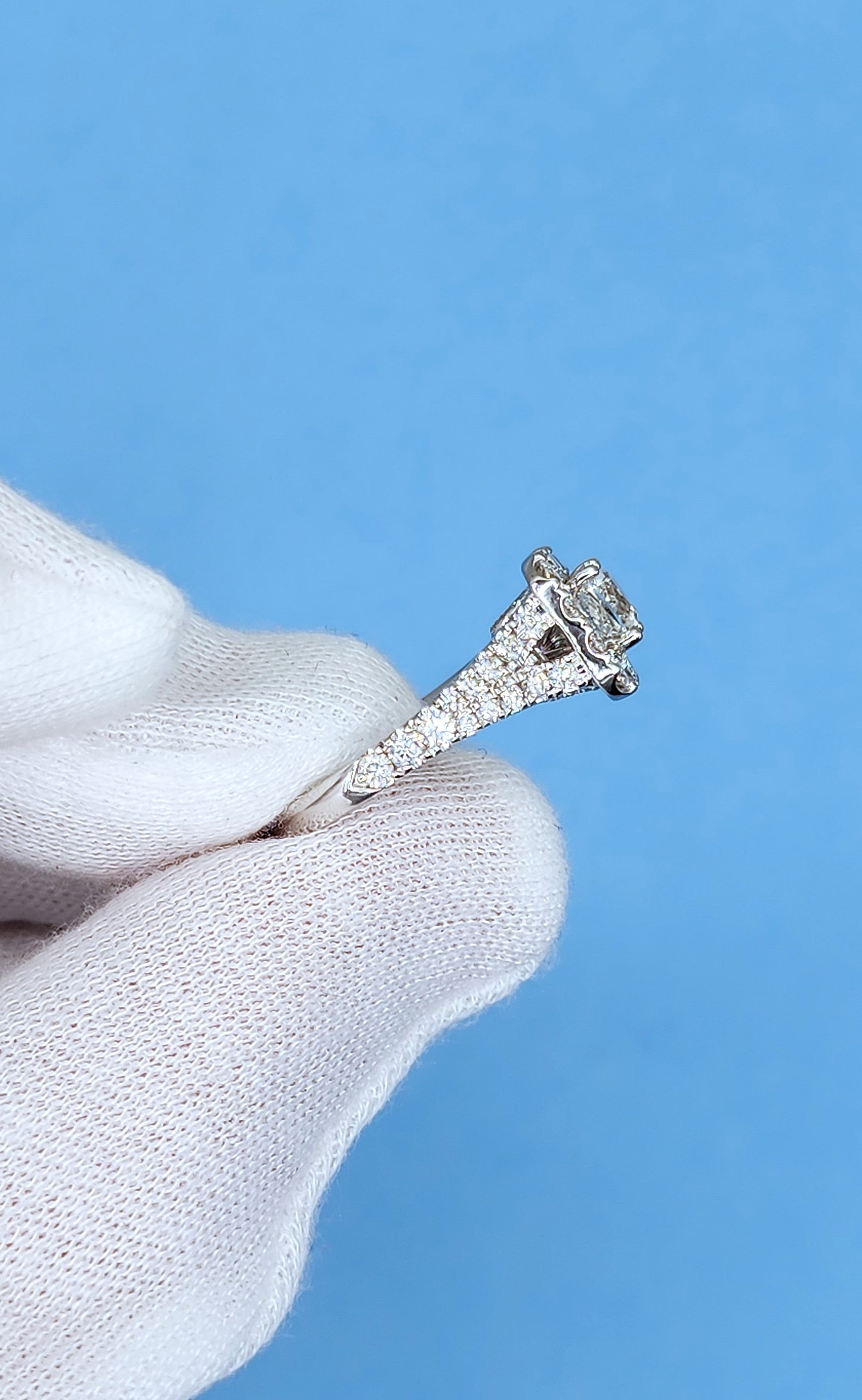 Neil Lane 1.02 ct Cushion Cut Diamond Halo Engagement Ring and Matching Wedding Band Set in 14k White Gold