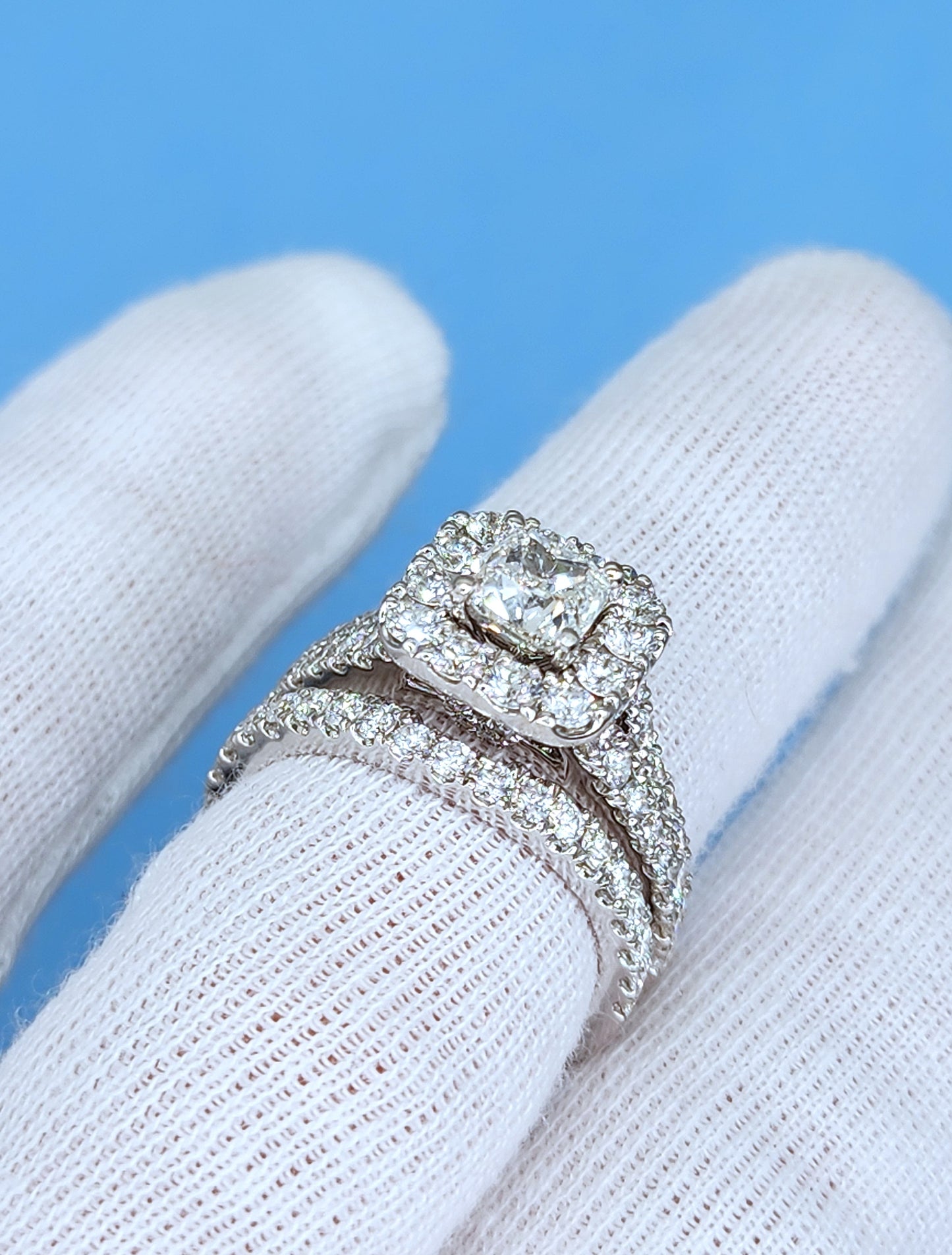 Neil Lane 1.02 ct Cushion Cut Diamond Halo Engagement Ring and Matching Wedding Band Set in 14k White Gold