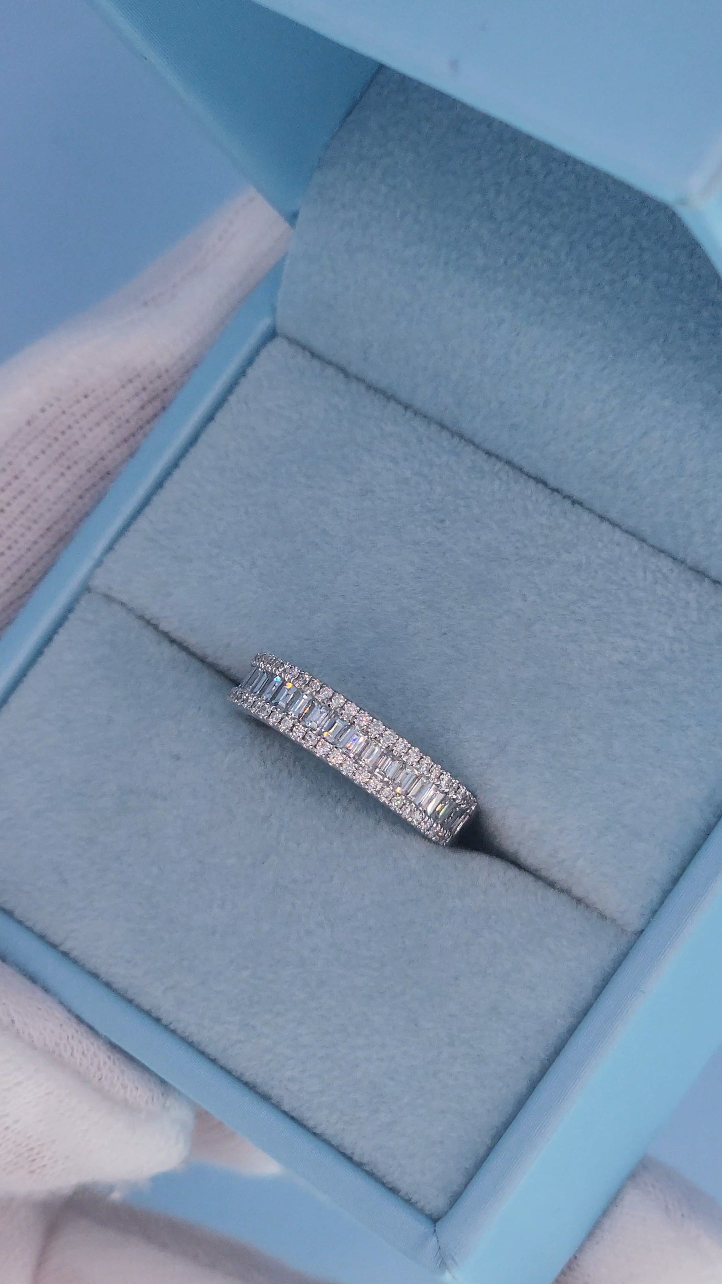 18k White Gold Three-Row Diamond Band Ring – 0.75 Ct, Baguette & Round Diamonds, Size 5