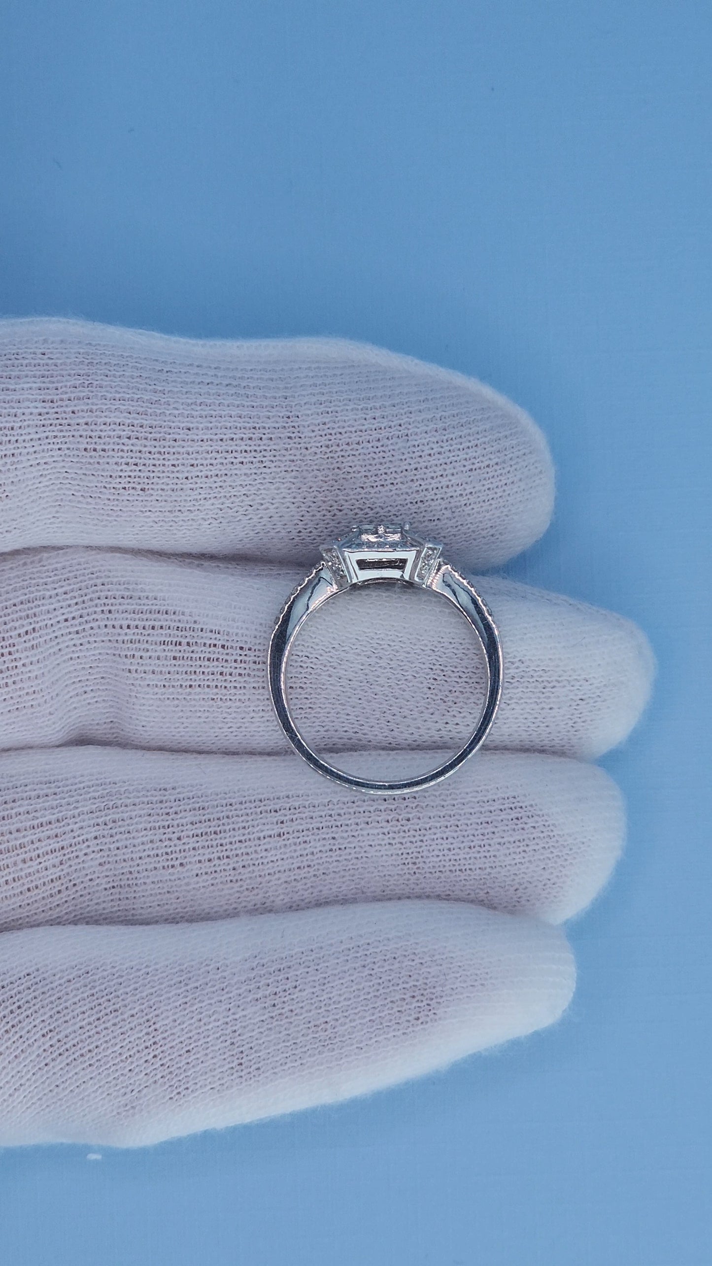 14k White Gold Diamond Cluster Ring | Princess Cut Illusion Center, Split Shank Halo Design, 0.60 CTW, Size 7
