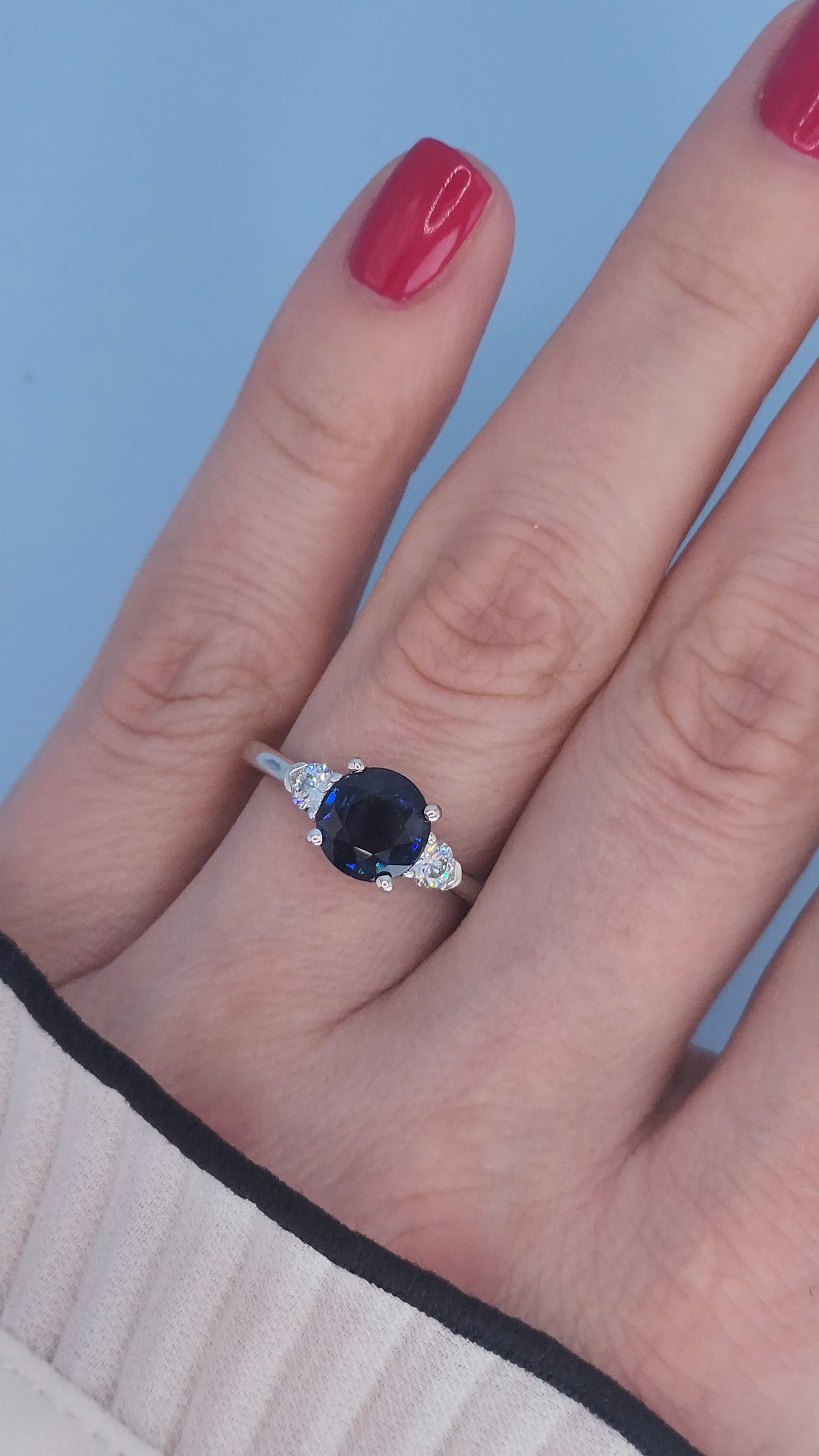 14k White Gold Past Present Future Ring with 1.52 Ct Round Blue Sapphire & Diamond Accents – Size 6.25
