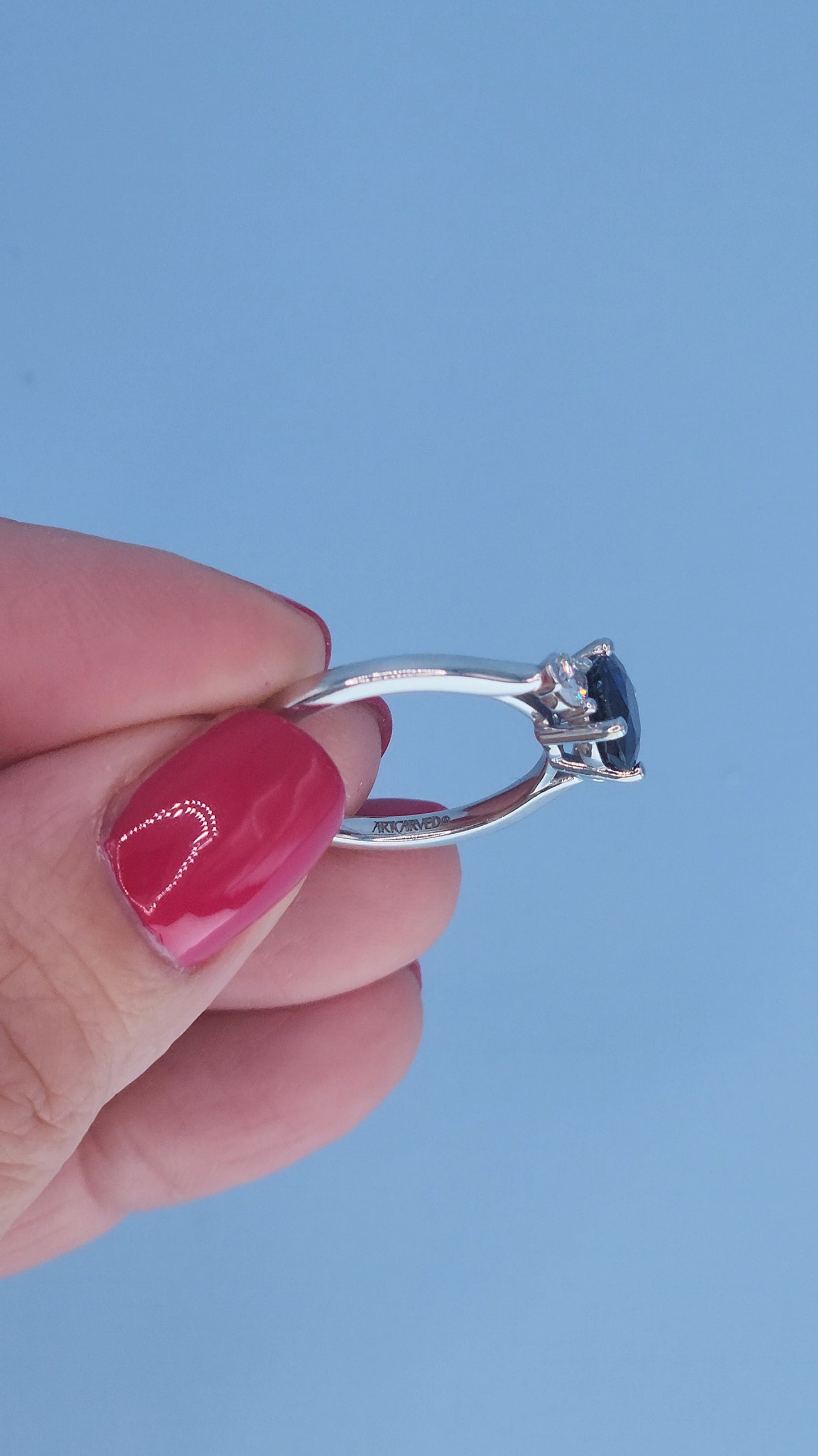 14k White Gold Past Present Future Ring with 1.52 Ct Round Blue Sapphire & Diamond Accents – Size 6.25