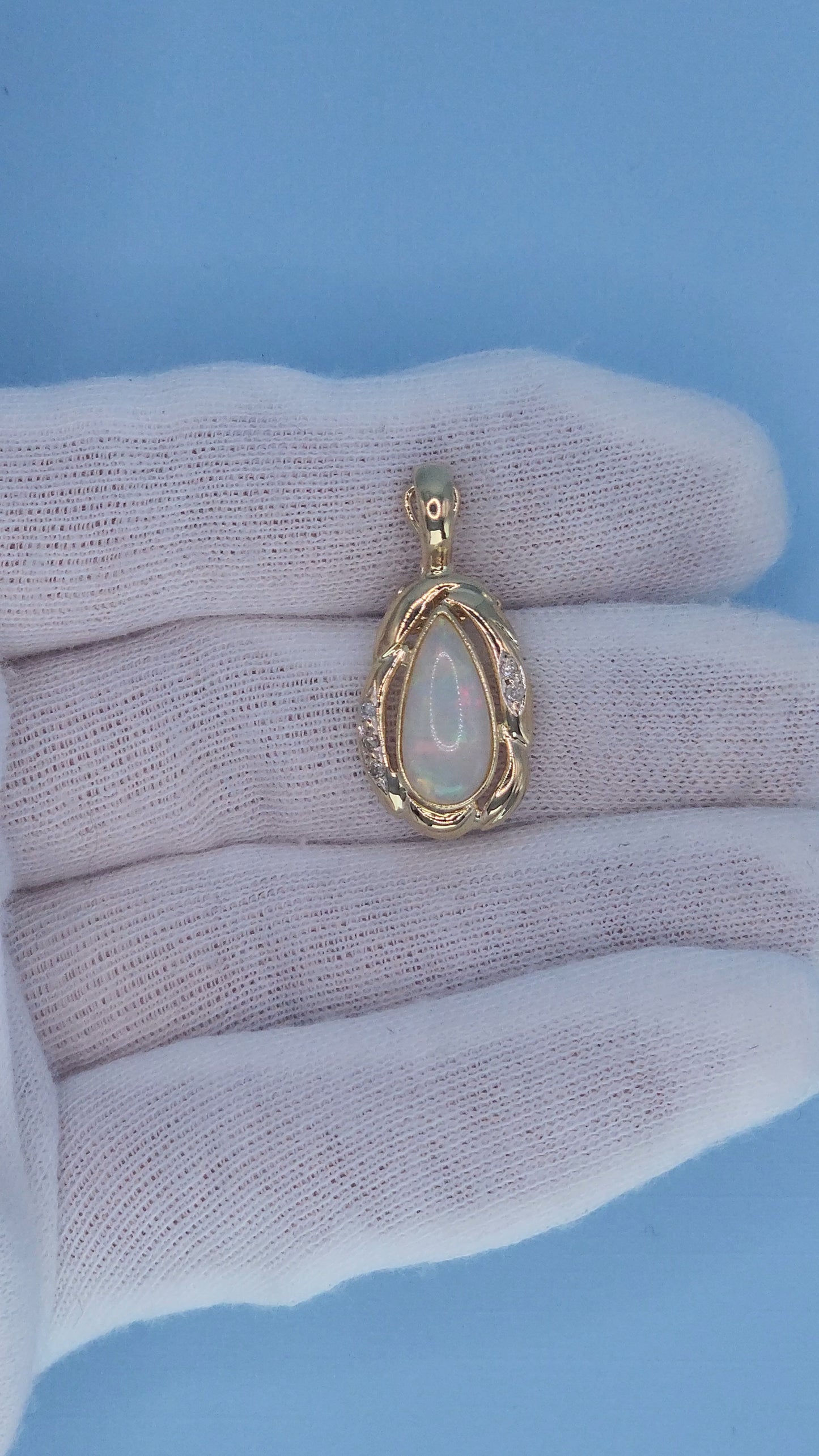 14k Yellow Gold Freeform Pendant with Cabochon Pear Opal & Diamond Accents – Omega Chain Compatible