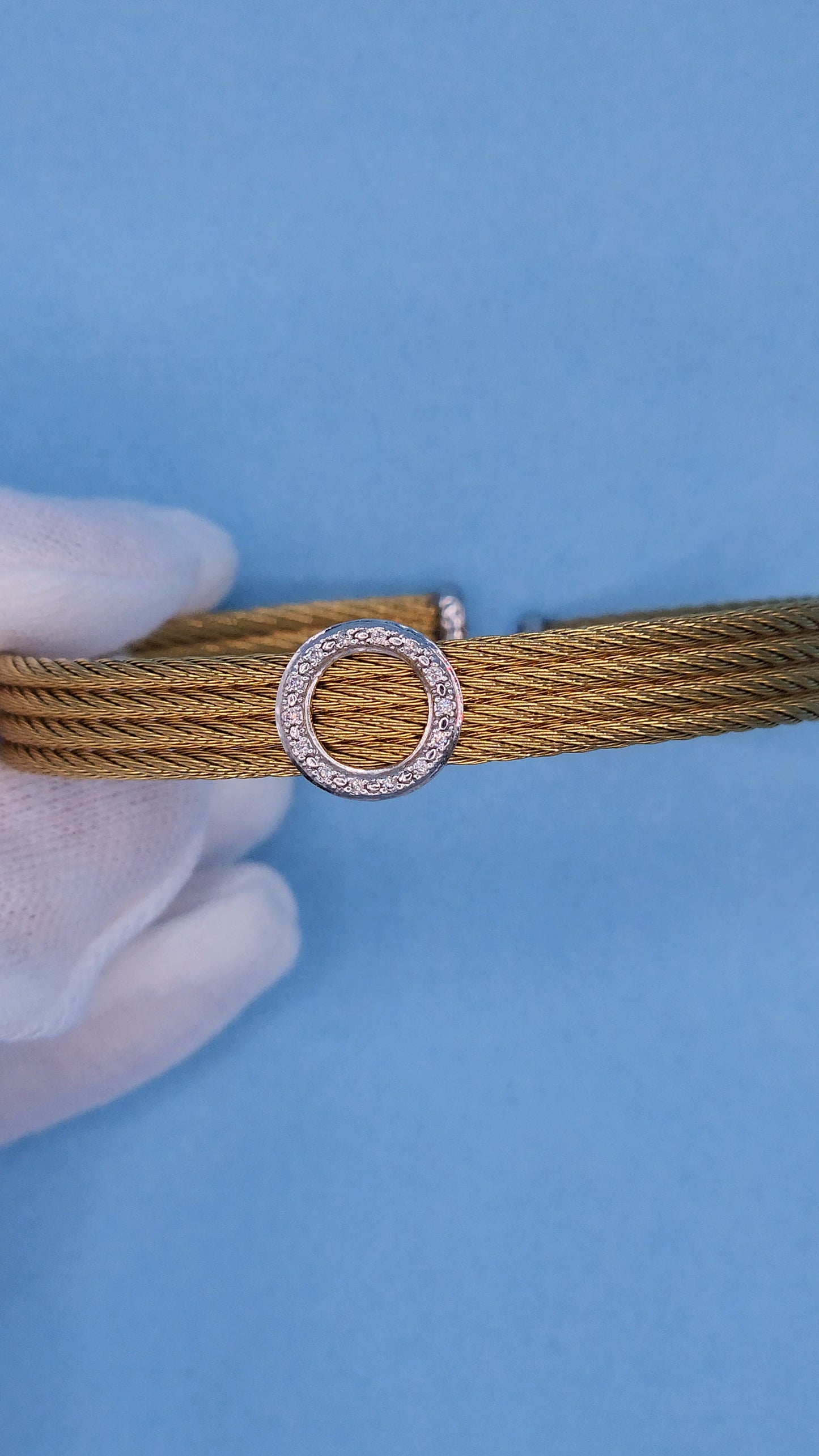 ALOR Flexible Cuff Bracelet Classique Collection in 18k Gold and Steel with Diamonds