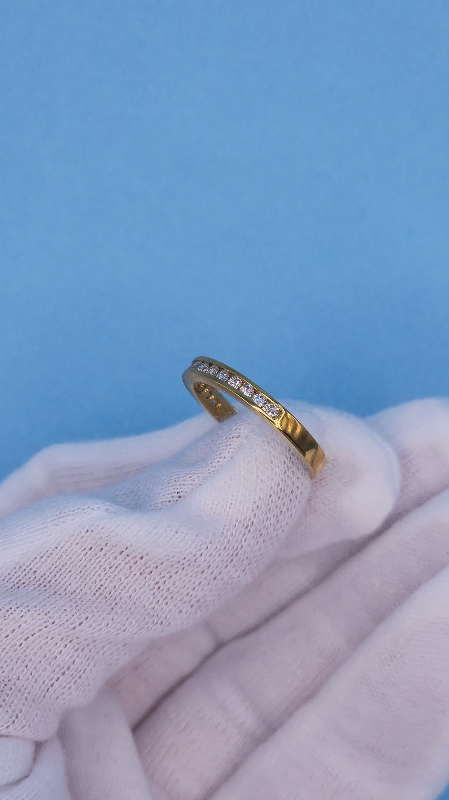 0.30 ct Round Natural Diamond Wedding Ring in 18k Yellow Gold