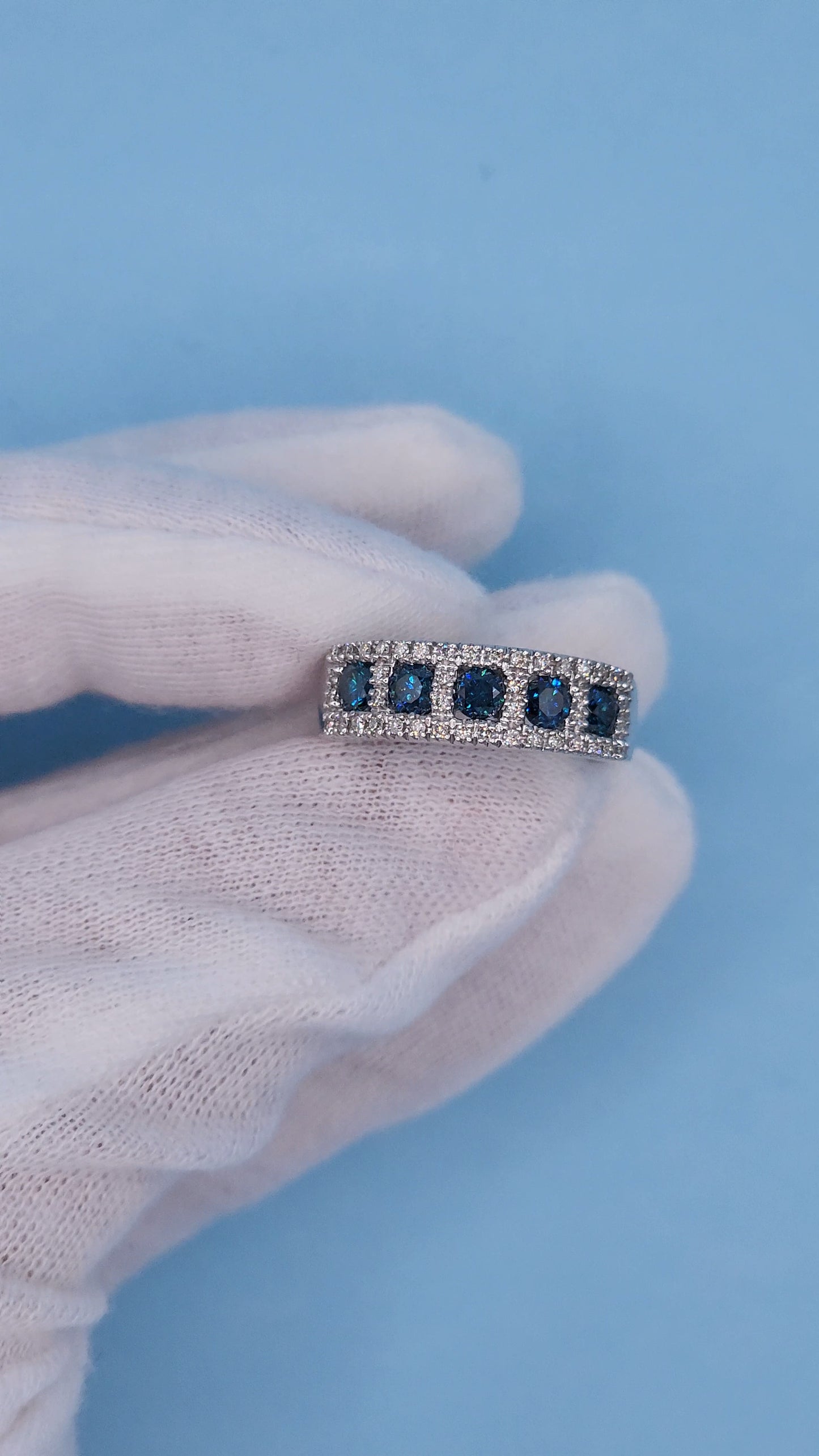 1.25 ct Blue and White Diamond Band Ring in 14k White Gold, Size 7