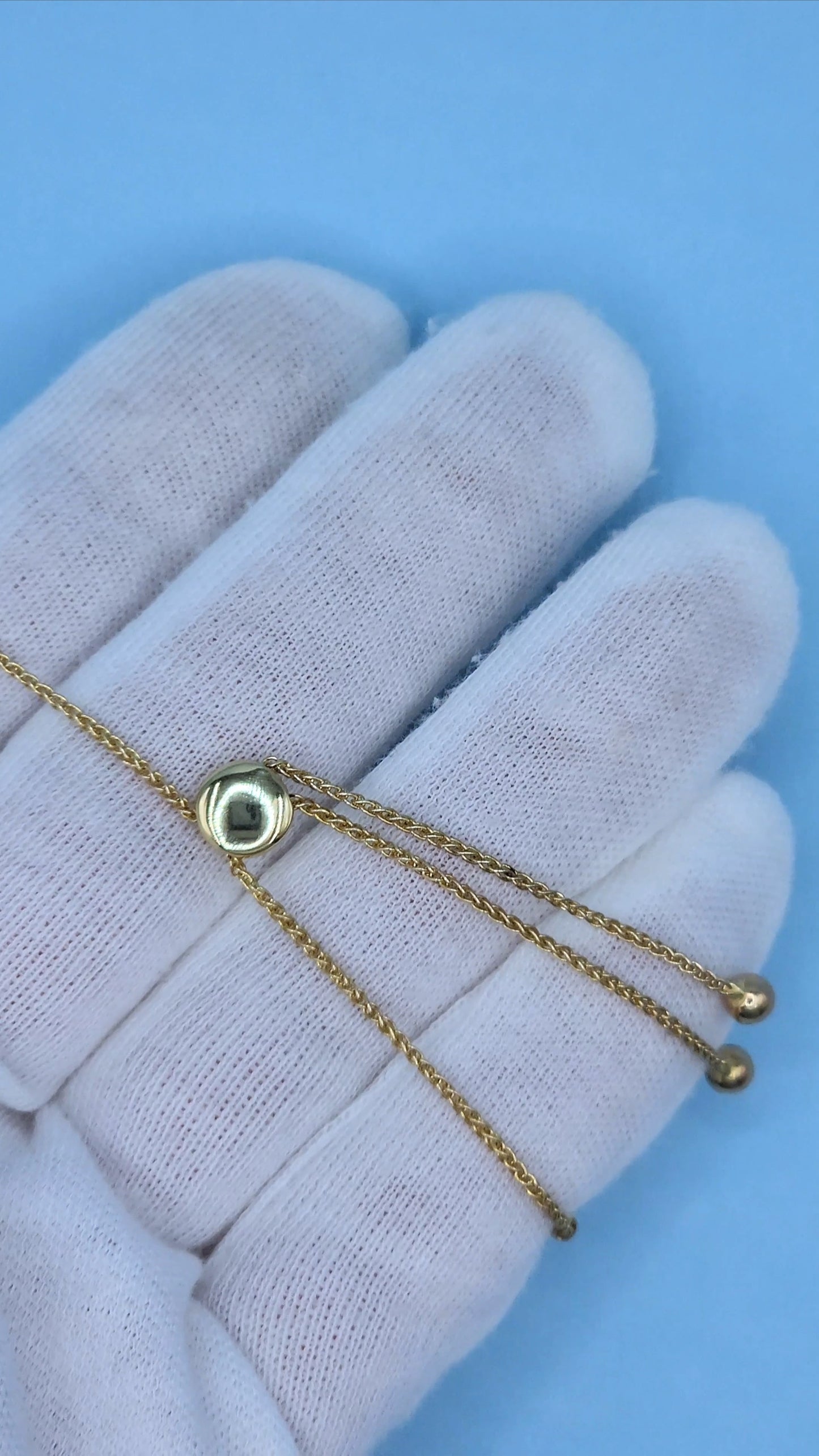 Rare 10k Yellow Gold Love + Be Loved Loop Bolo Bracelet with 1/4 Carat t.w. Diamonds and "I Love You" Engraving, Adjustable to 9.5 Inches