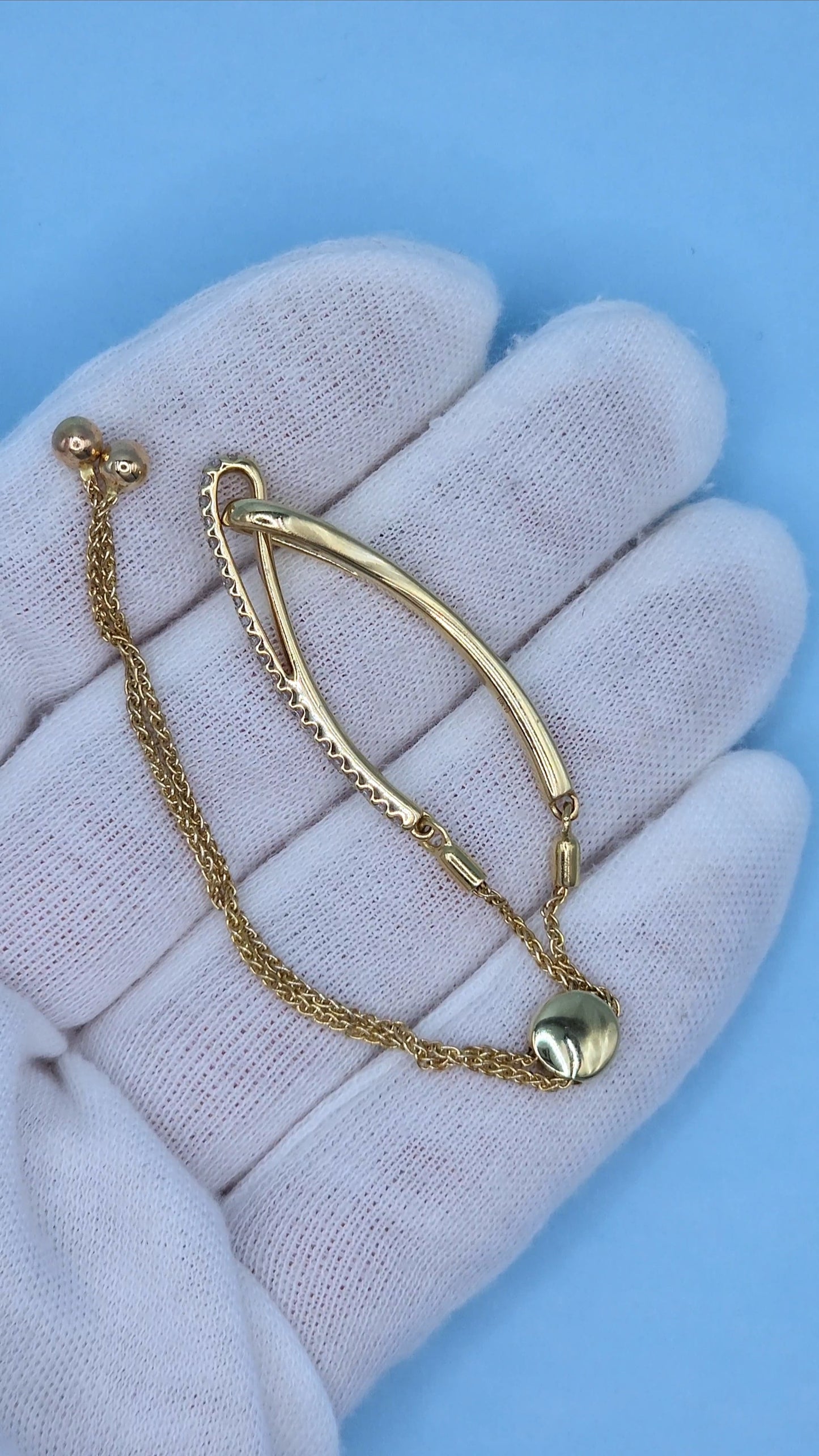 Rare 10k Yellow Gold Love + Be Loved Loop Bolo Bracelet with 1/4 Carat t.w. Diamonds and "I Love You" Engraving, Adjustable to 9.5 Inches