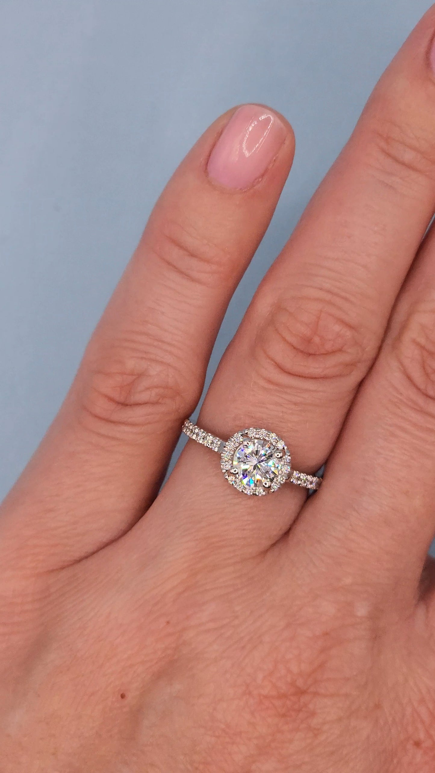 14k White Gold Halo Engagement Ring with 0.66 Carat Natural Round Diamond Center & 0.25 Carat Total Weight Accent Diamonds