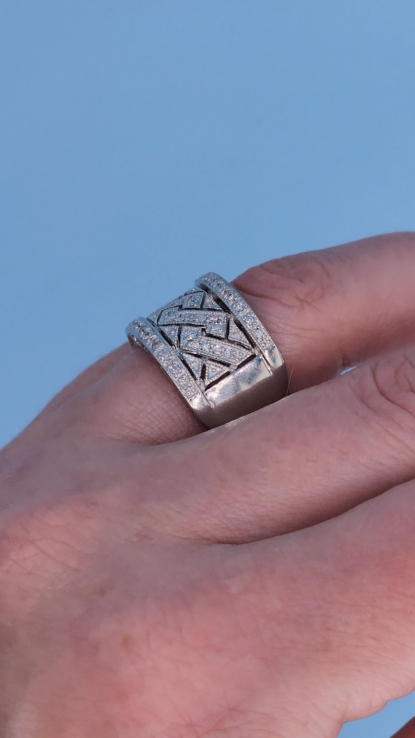 14k White Gold Wide Zigzag Band Ring with Natural Diamonds – 12.7mm Bold Design