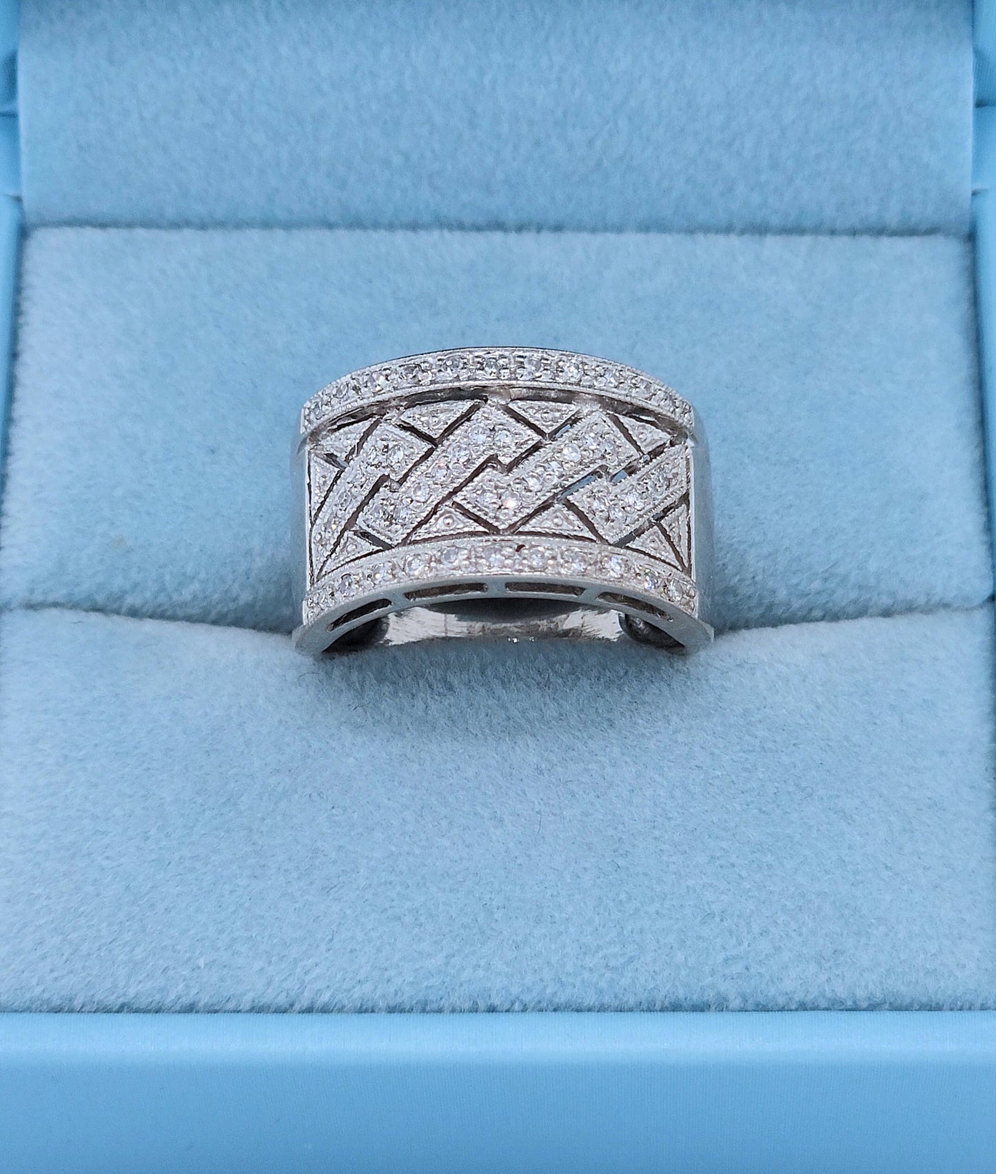 14k White Gold Wide Zigzag Band Ring with Natural Diamonds – 12.7mm Bold Design