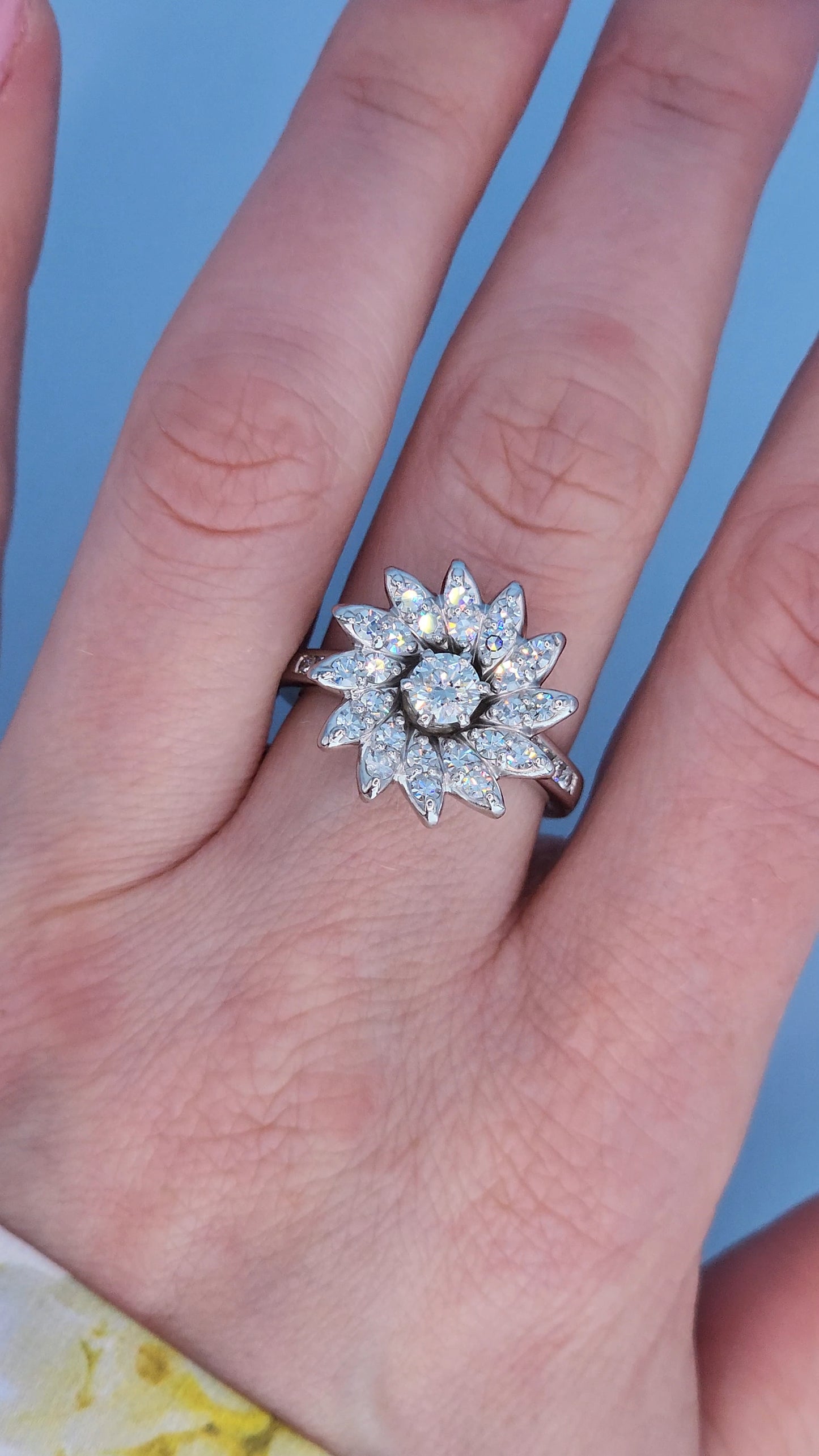 14k White Gold Diamond Flower Ring – Vintage-Inspired Floral Cocktail Ring with 1.30 Carat Approx. Diamonds, High-Set Bloom Design