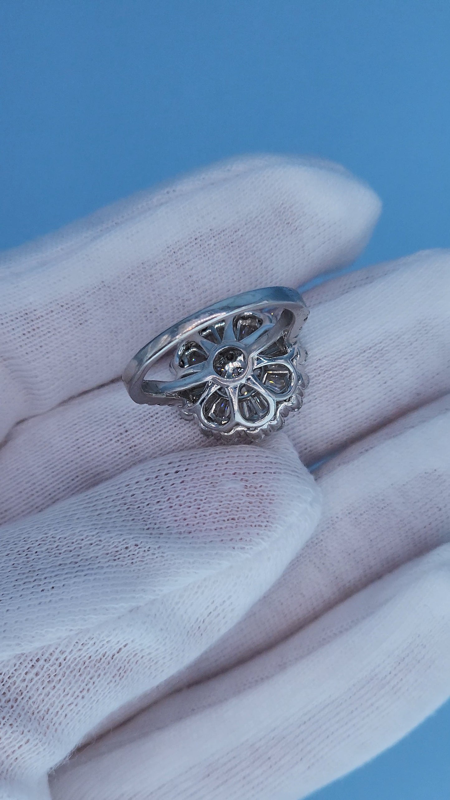14k White Gold Diamond Cluster Flower Ring | 1.25ct Total, Round & Baguette Diamonds, Size 5.5