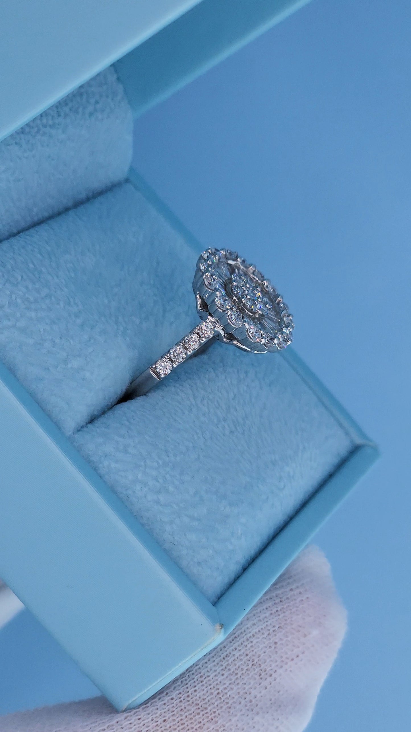 14k White Gold Diamond Cluster Flower Ring | 1.25ct Total, Round & Baguette Diamonds, Size 5.5