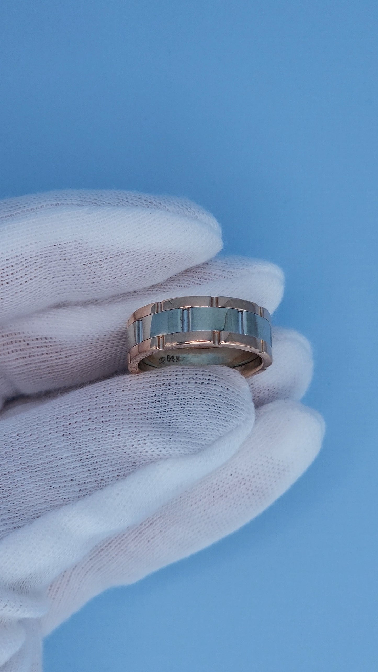 14k White and Rose Gold Men’s Wedding Band – Oyster-Inspired Two-Tone Gold Ring, 7.6mm, Size 8.5