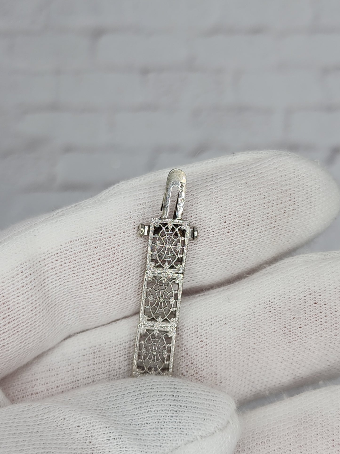 Art-Deco Aquamarine and Diamond Bracelet in 14k White Gold