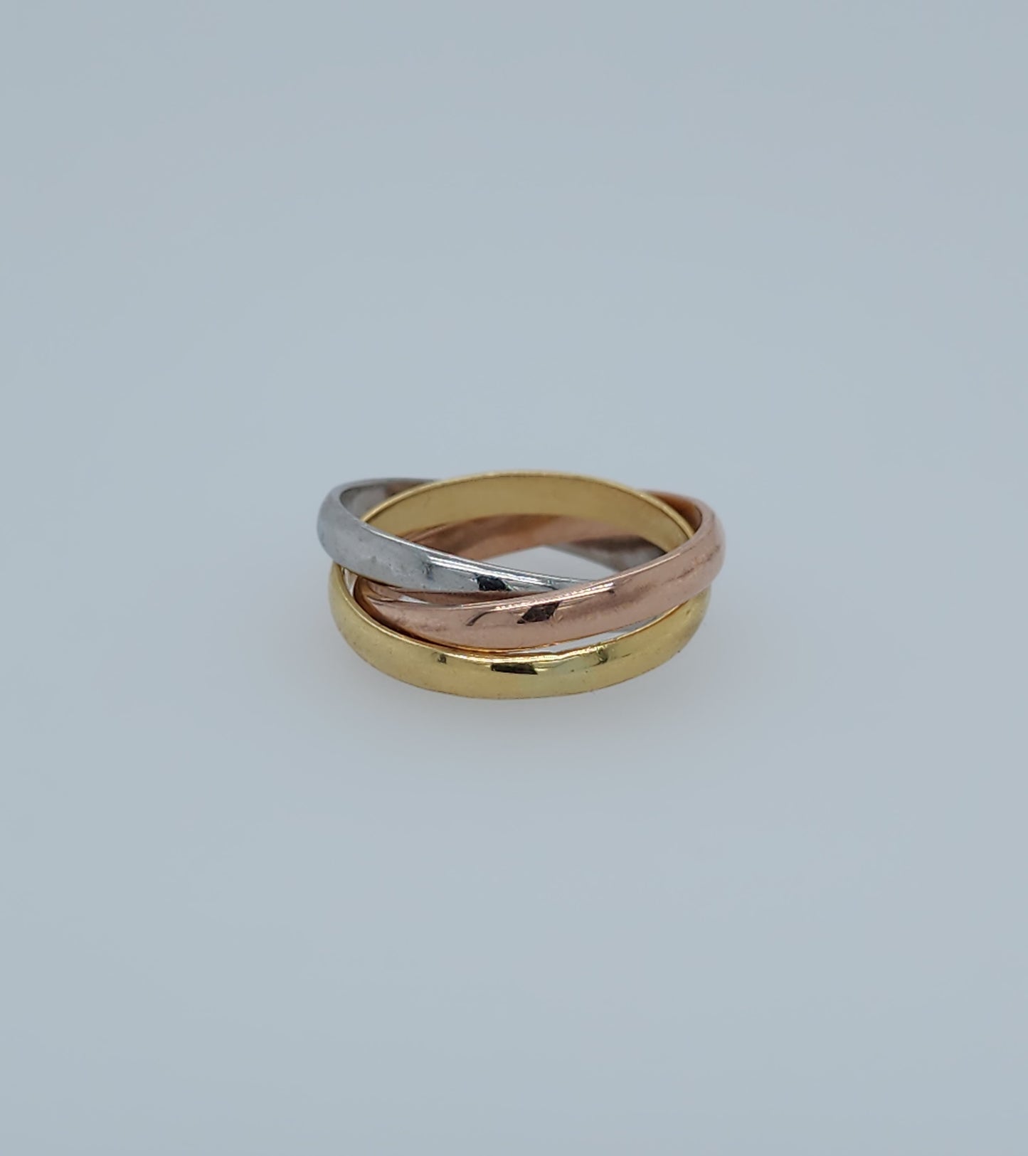 3 mm Interlocked Trio Rolling band in 18k Yellow, White and Rose Gold