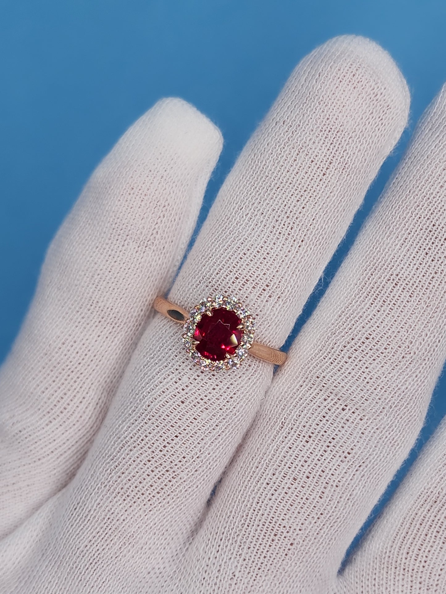 GIA 1.08 ct Ruby and Diamond Halo Ladies Rig in 14k Rose Gold