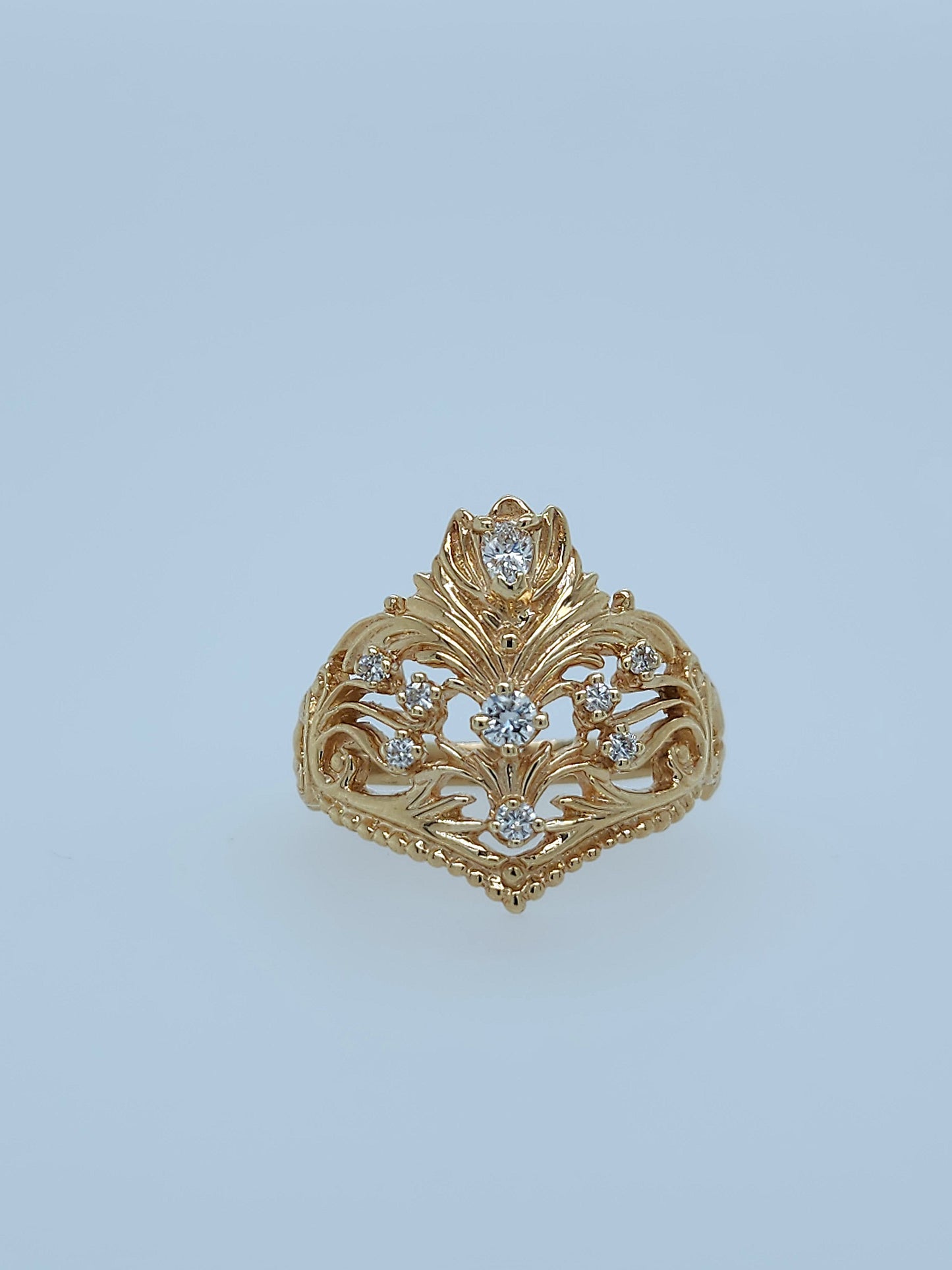 14k Yellow Gold Crown Ring with Natural Pear-Shaped and Round Diamonds - Size 8.75