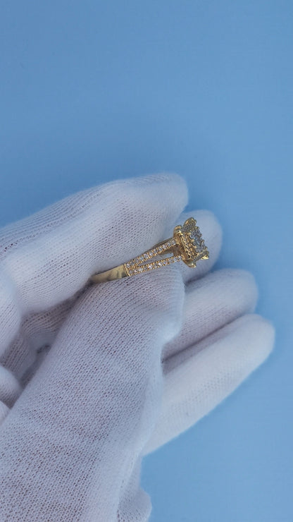14k Yellow Gold Diamond Cluster Halo Ring – Split Shank Design, 0.75 Carat Total, Princess-Style Look, Size 7.5
