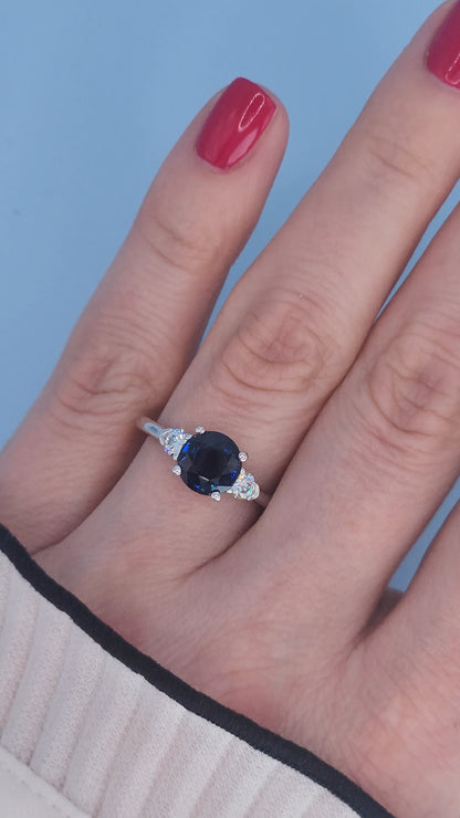 14k White Gold Past Present Future Ring with 1.52 Ct Round Blue Sapphire & Diamond Accents – Size 6.25