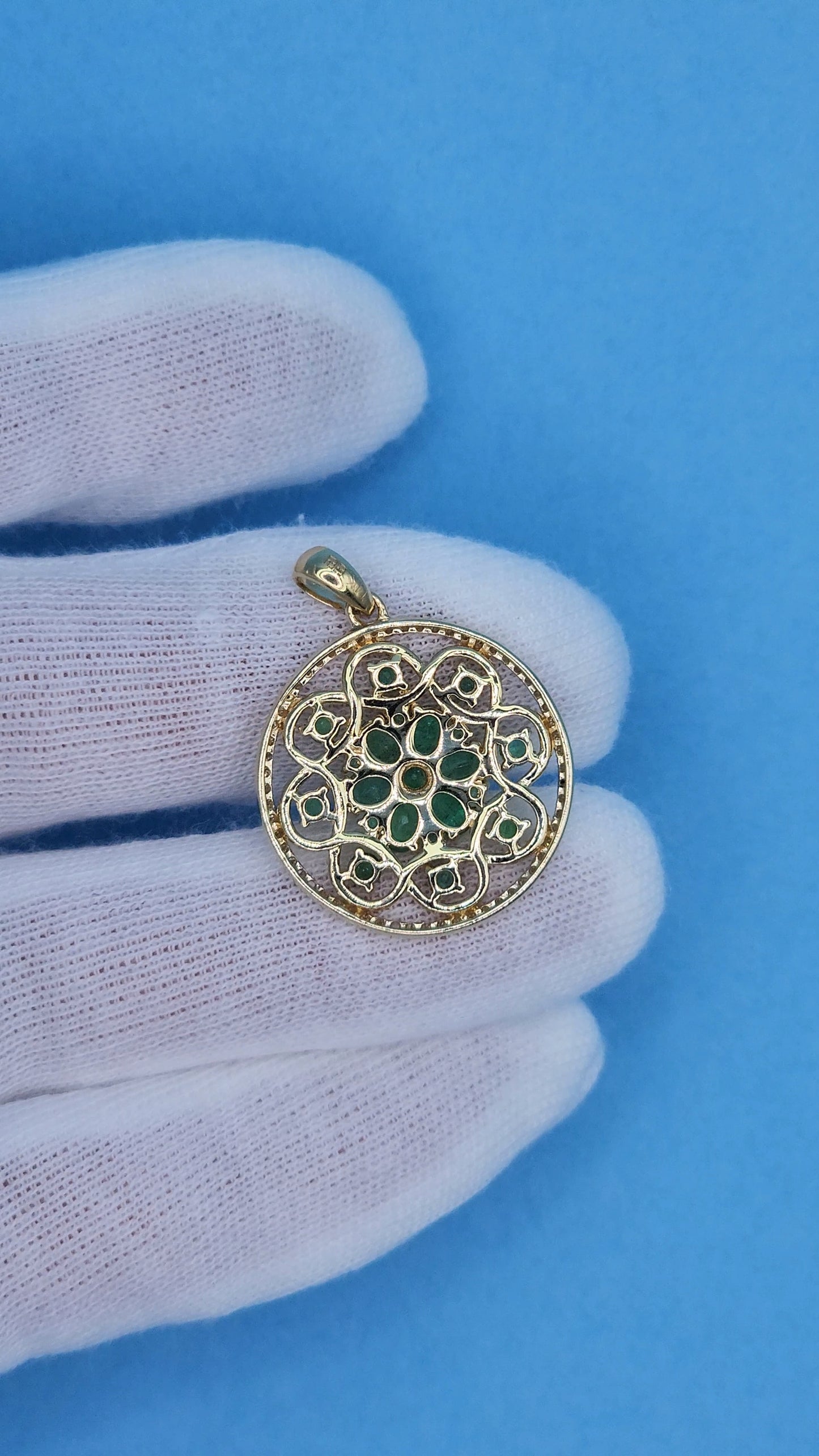 EFFY Emerald and Diamond Round Pendant in 14k Yellow Gold