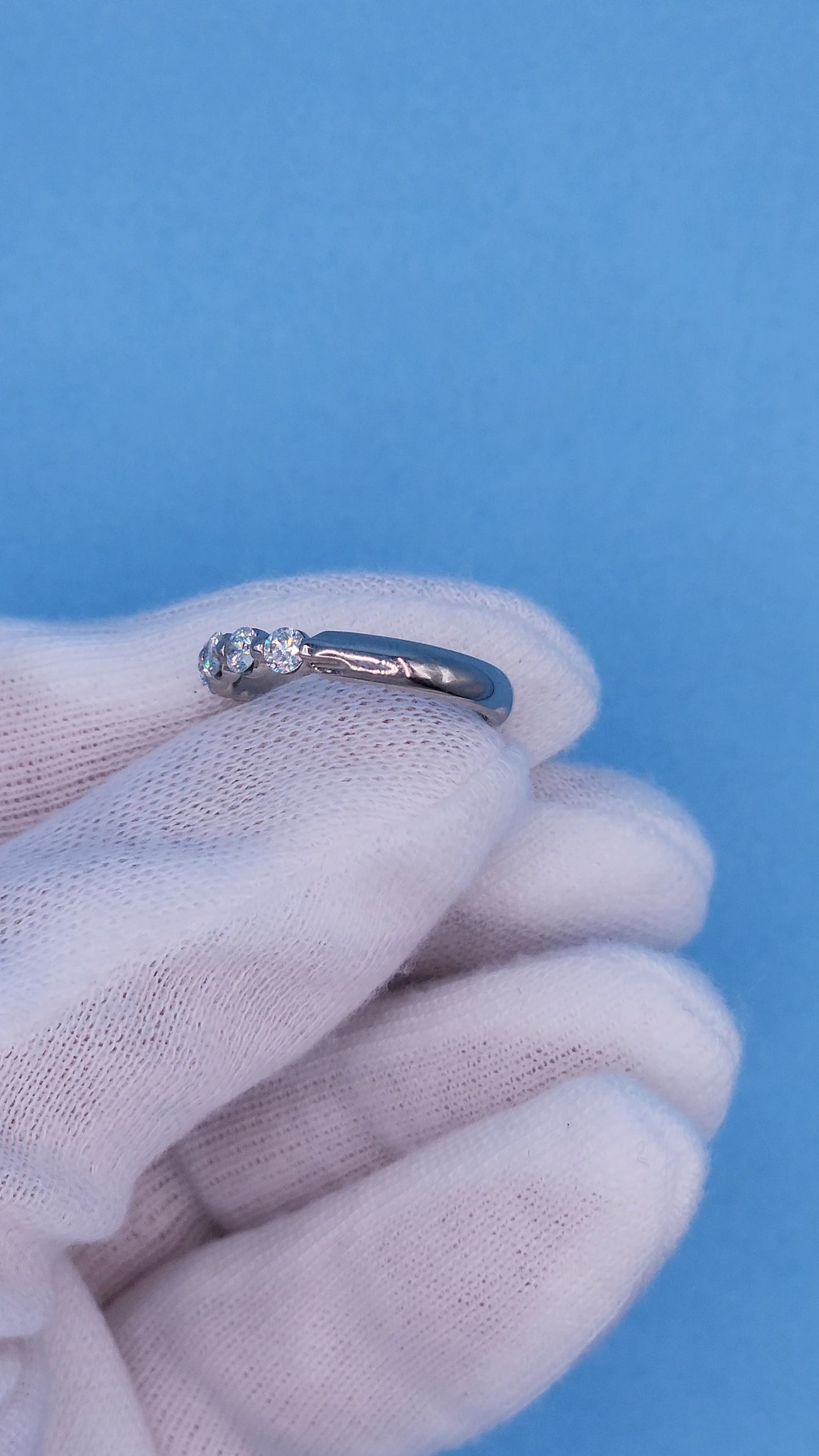 0.48 ct Floating Diamond Wedding Ring in Platinum