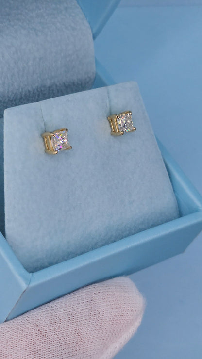 Natural Princess Diamond Stud Earrings 1 ct tw in 14k Yellow Gold Screw Back Setting