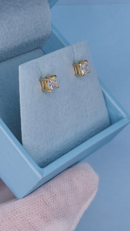 Natural Princess Diamond Stud Earrings 1 ct tw in 14k Yellow Gold Screw Back Setting