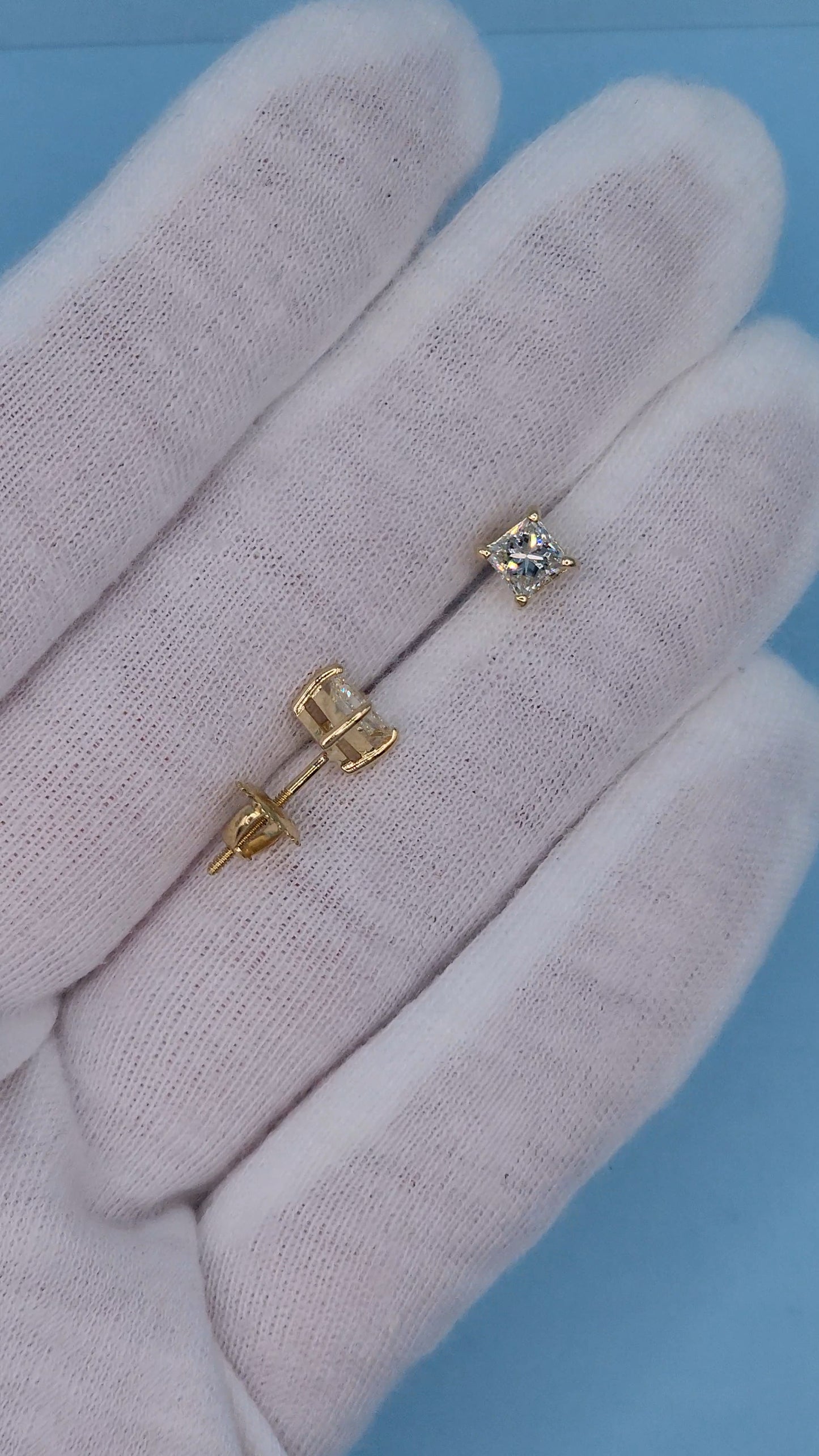 Natural Princess Diamond Stud Earrings 1 ct tw in 14k Yellow Gold Screw Back Setting