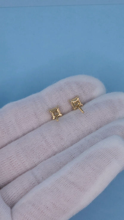 Natural Princess Diamond Stud Earrings 1 ct tw in 14k Yellow Gold Screw Back Setting