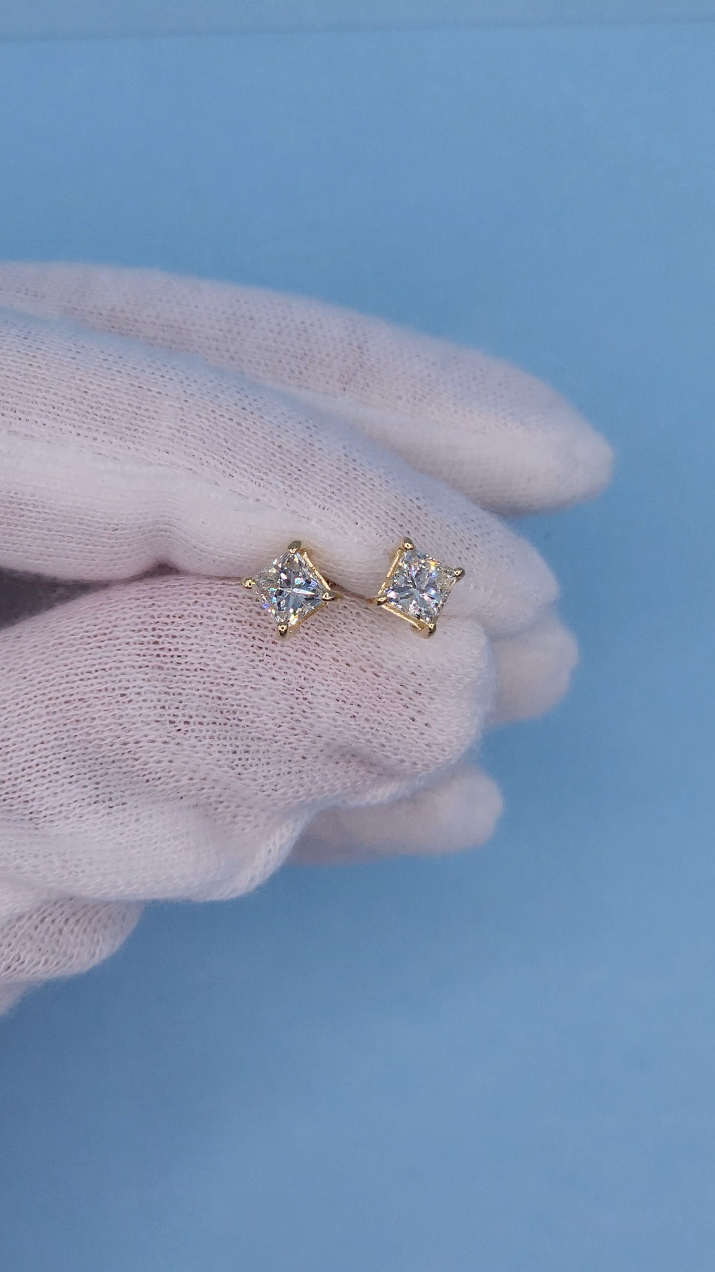 Natural Princess Diamond Stud Earrings 1 ct tw in 14k Yellow Gold Screw Back Setting