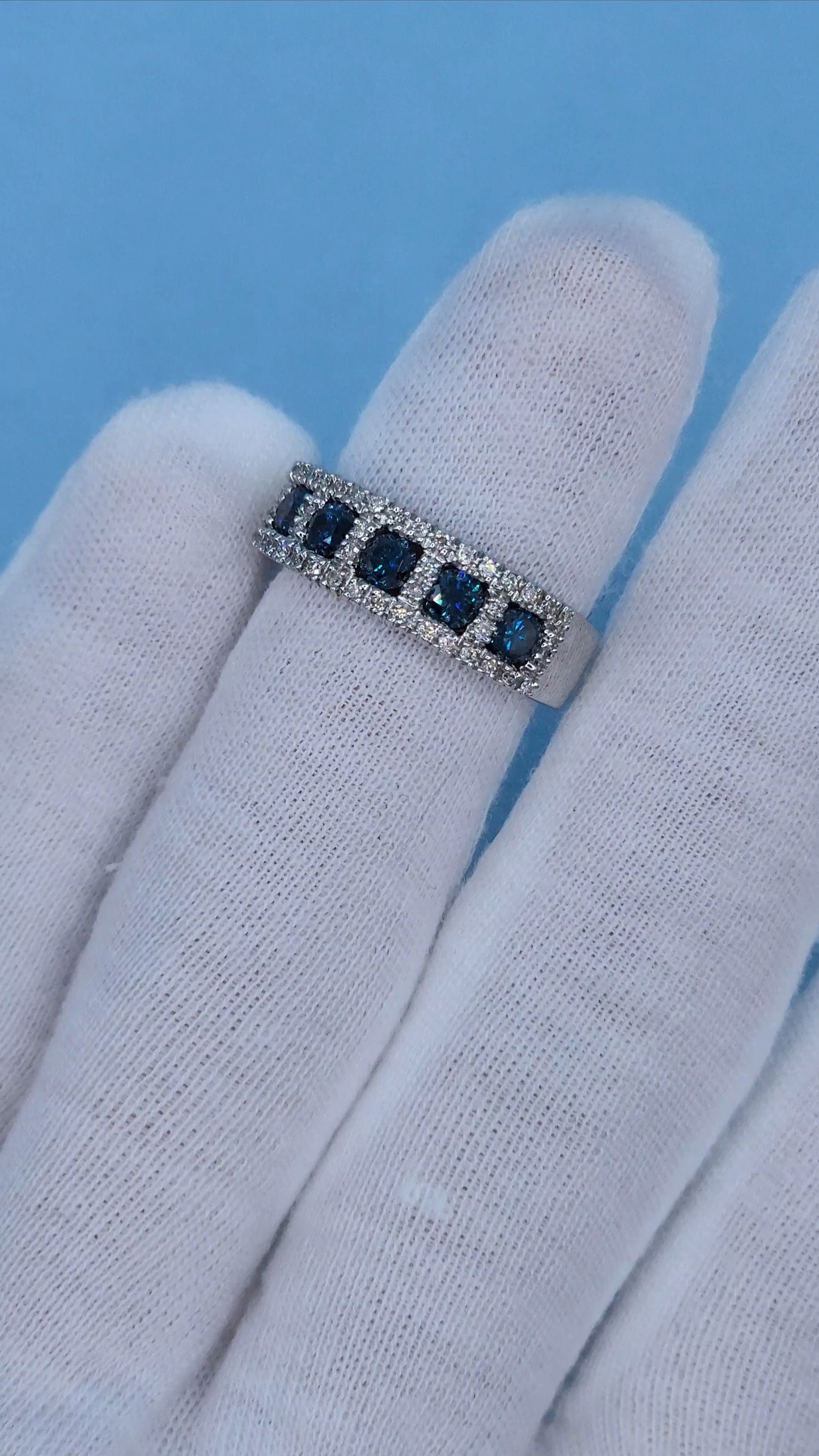 1.25 ct Blue and White Diamond Band Ring in 14k White Gold, Size 7