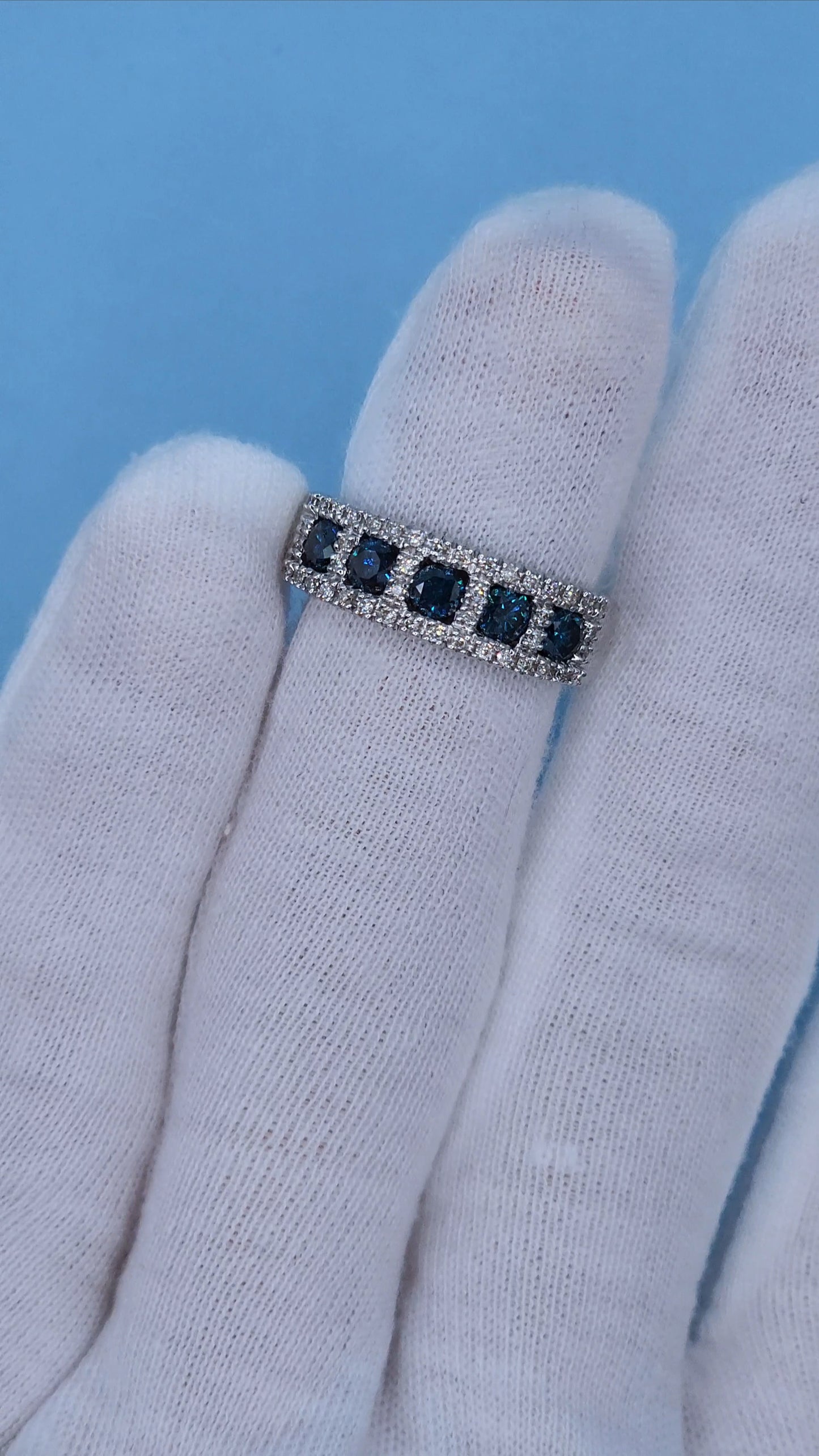 1.25 ct Blue and White Diamond Band Ring in 14k White Gold, Size 7